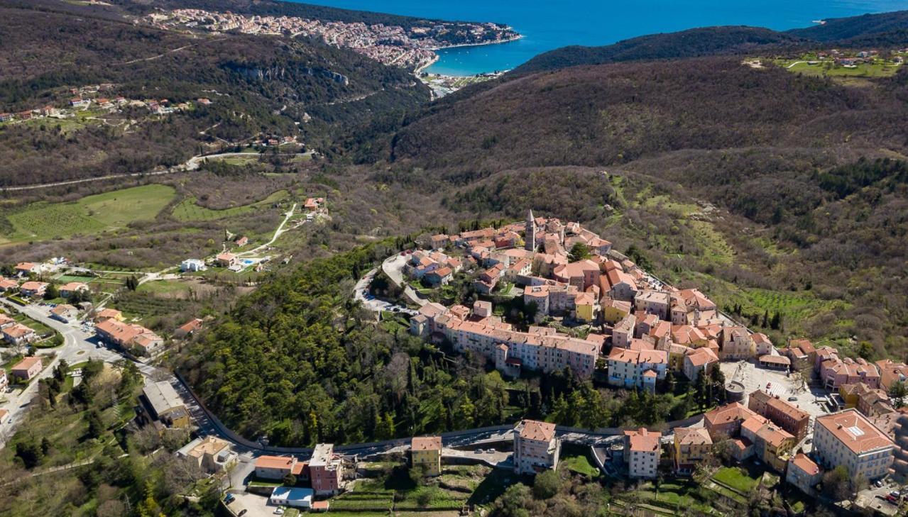 Green Luxury II With Heated Pool, Jacuzzi & Sauna Ruzici  Esterno foto