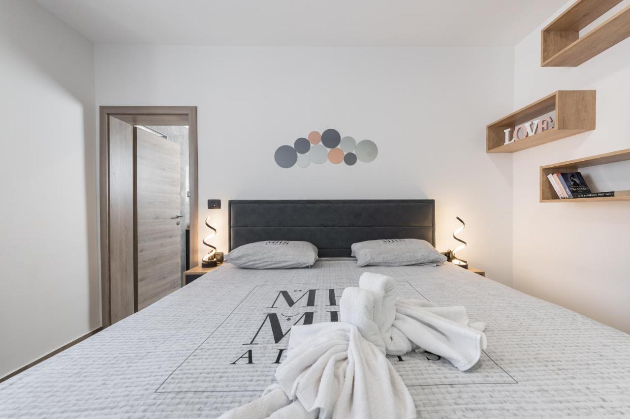 Green Luxury II With Heated Pool, Jacuzzi & Sauna Ruzici  Esterno foto